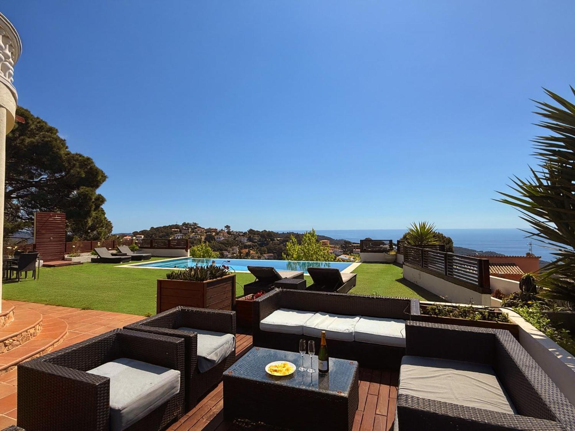 Irene - Vistas Al Mar Villa